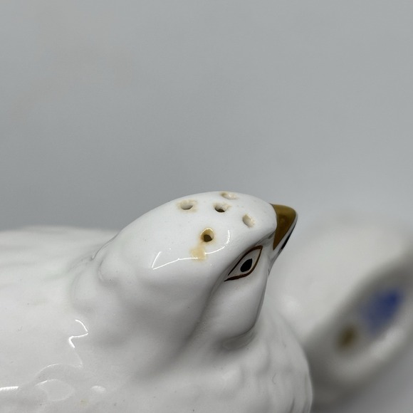 Aynsley Hand Painted Fine Bone China Salt And Pepper Shakers Birds Quail Doves - Picture 7 of 9